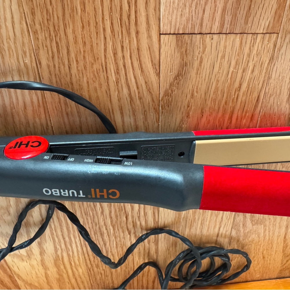Chi Turbo Hair Straightener - Picture 7 of 9